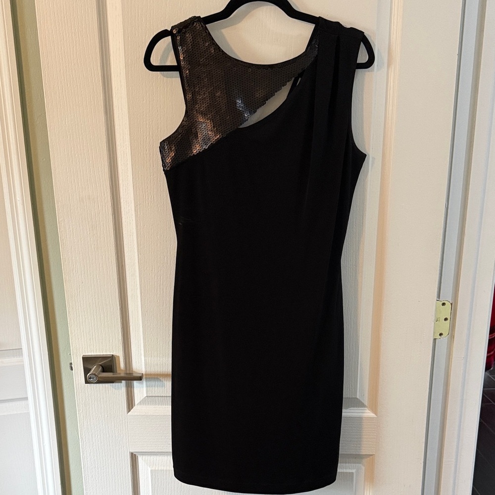 Jennifer Lopez Elegant Black Sequin Dress